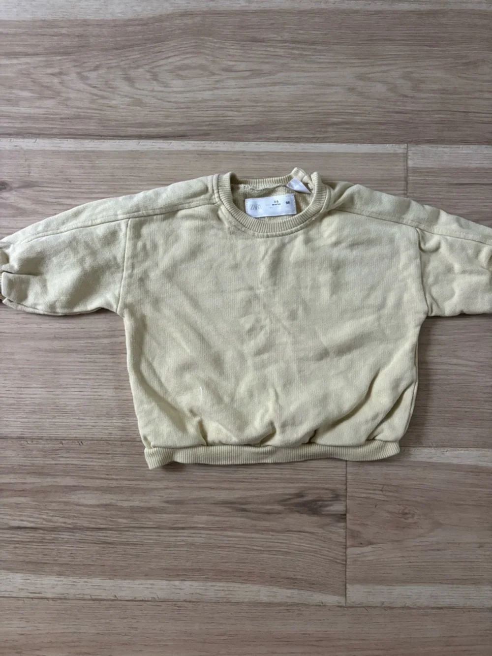 Zara Pale Yellow Kids Crewneck Sweatshirt - Picture 1 of 2